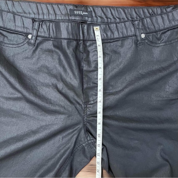 SUKO JEANS Black faux leather like pull-on pants - Picture 6 of 10